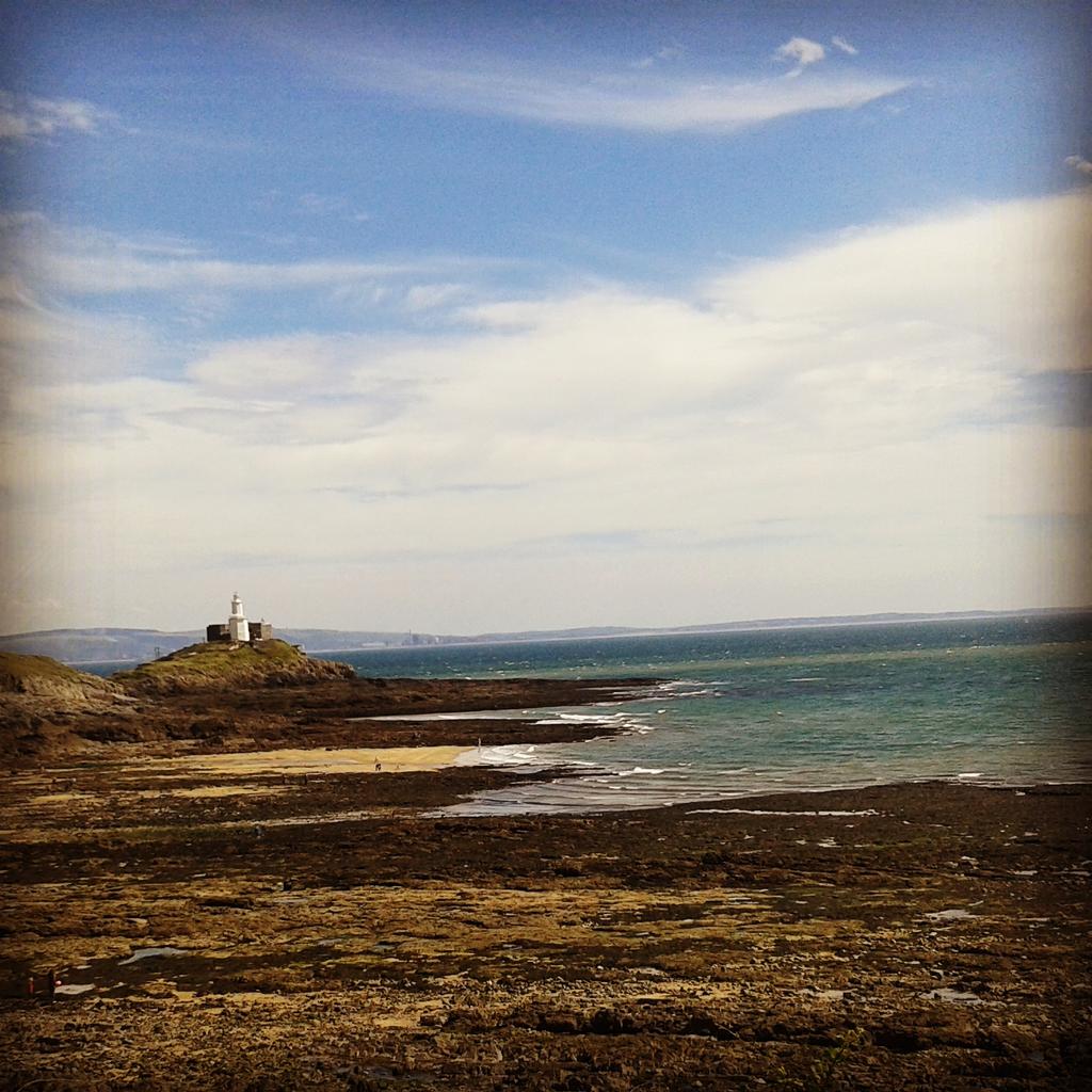 beckyfin13's tweet photo. Had a nice ice cream stop with Mam at #bracletbay #mumbles #Swansea #wales http://t.co/xvv8VGvmDb