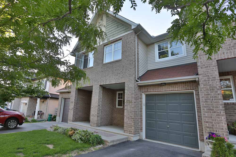 DPowerSuttonRep's tweet photo. *Asking Price Reduced* from $334,500 to $329,500. #OpenHouse Today Aug. 2. #Ottawa #RealEstate http://t.co/44oE4DDns5 http://t.co/g8oDsh2Gl1
