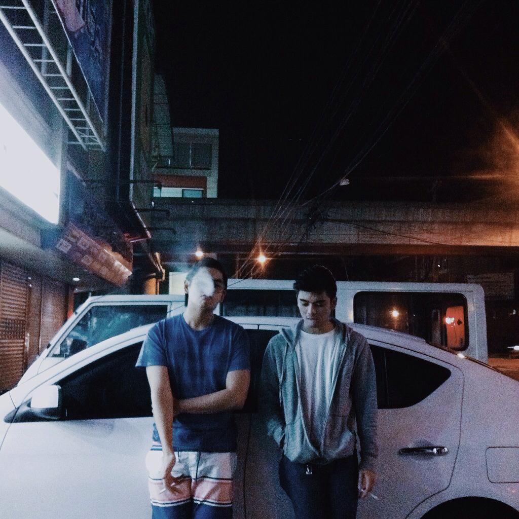 _ljflores's tweet photo. Cramming with my two boys tonight. #TwoFathersTwoSons #ProductionPeople http://t.co/MGl2uSIHBb