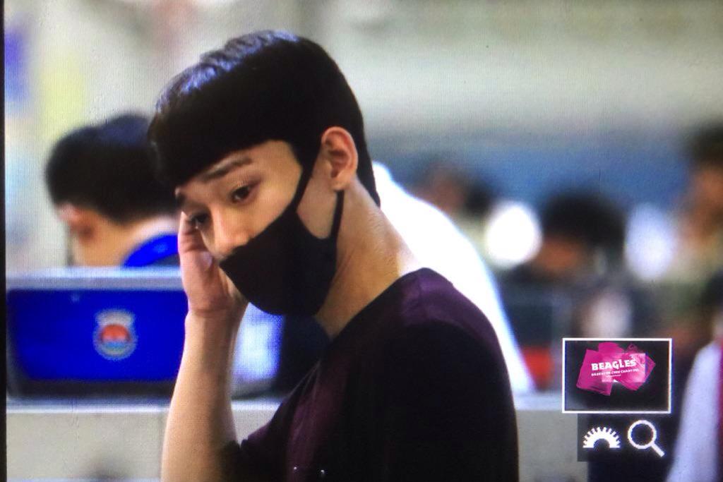 EXOfanbase_Int's tweet photo. [PREVIEW] 150802 BAEKHYUN &amp; CHEN @ Chengdu Airport

cr: Beagles http://t.co/T0rkqujssJ