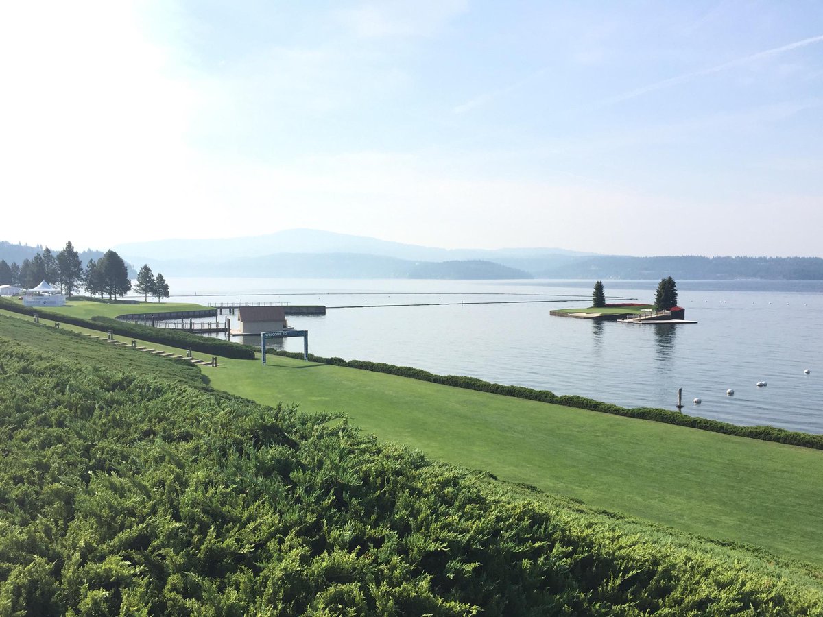 mykcrawford's tweet photo. Showcase Day! @comcancerfund @showcasegolf #pgainCDA (@ Coeur d'Alene Resort Golf Course) https://t.co/6Nx9Ib9yfG http://t.co/IBUlqKiG94