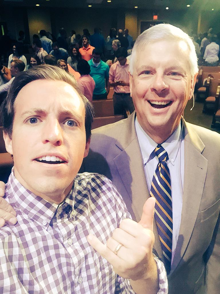 trevorlovin's tweet photo. Whatcha know about #selfiesundayjbc with @genemims bringing the house down! http://t.co/2P6ebxvtgK