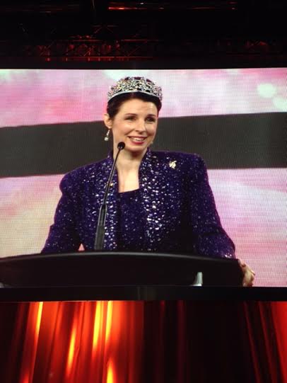 MKSeminar's tweet photo. One is not the loneliest number for France Grenier, our #1 Sales Director for Seminar 2015! #MKSEM http://t.co/duWMoMXxPb