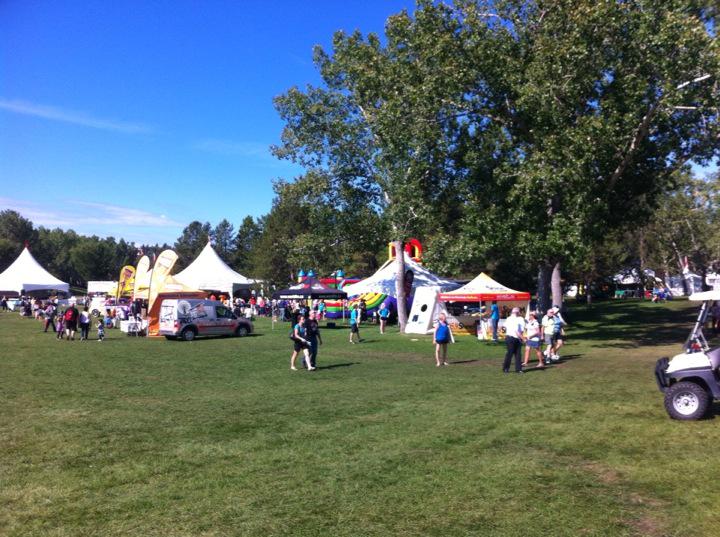 BullocksChShop's tweet image. A gorgeous day @ECM HeritageFest.et the feasting begin! #yeg #familyfun