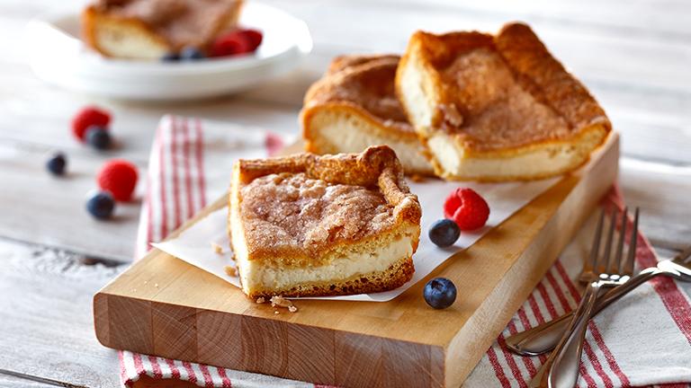 Peekaboo1275's tweet photo. Coconut Sopapilla Cheesecake
RECIPE HERE----► http://t.co/0r0jwR1qWs
#CookingUpSummer http://t.co/dWVm0p26jN