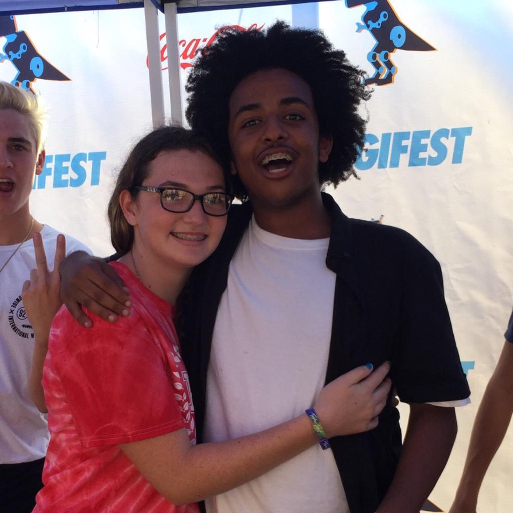 TianaCoffee's tweet photo. TEZ please call me #CallMeTez @Tez ❤️😘 http://t.co/YmAFja7CUp