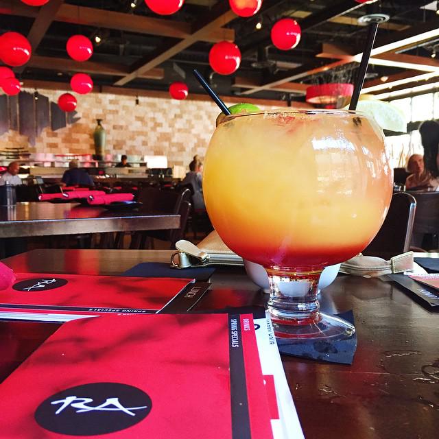 RAsushi's tweet image. Sunday funday in the RA, live it up! Photo by @jennybright5 #Punchbowl #KeepingItRA #RAsushi #SundayFunday #Liveitup