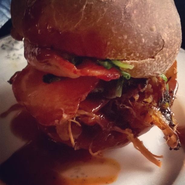 LLunchtime's tweet image. Homemade bread roll, 9 hour roasted pulled pork, homemade BBQ sauce &amp;amp; candied sweet potato fries 😍