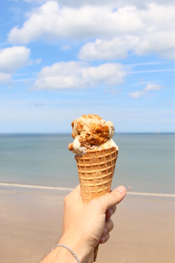 Quiftopher's tweet photo. A Great British Summertime... 🍦💕☀️🏄🏼 #GBST http://t.co/UGoxwdelr5