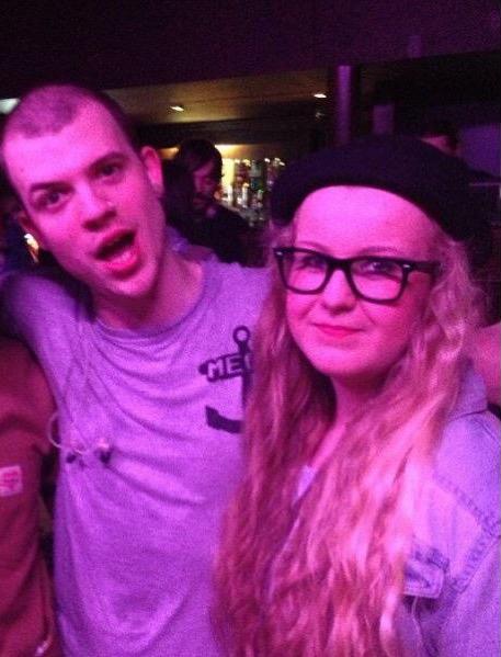 darcey_alice's tweet photo. @ZIBRAZIBRAZIBRA I miss you weirdos😜 http://t.co/27ySCPFWoW