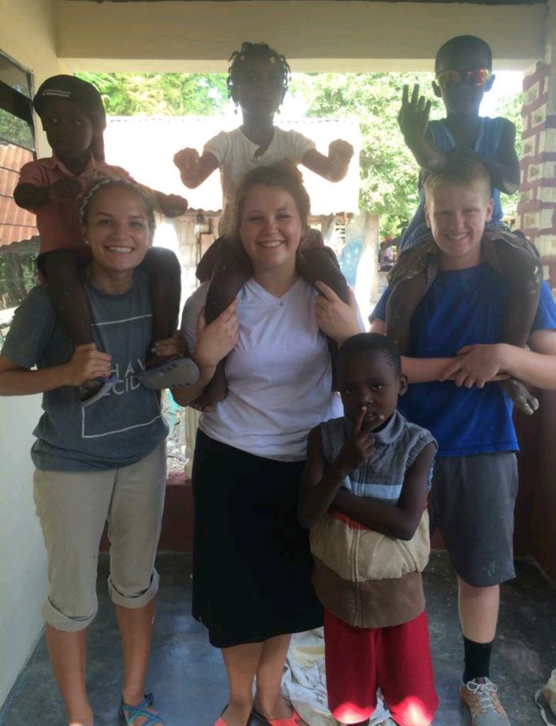 jacobneading23's tweet photo. I had such an amazing week in Haiti with a great team serving greater people. #mohhaiti http://t.co/FH2WLlRTj6