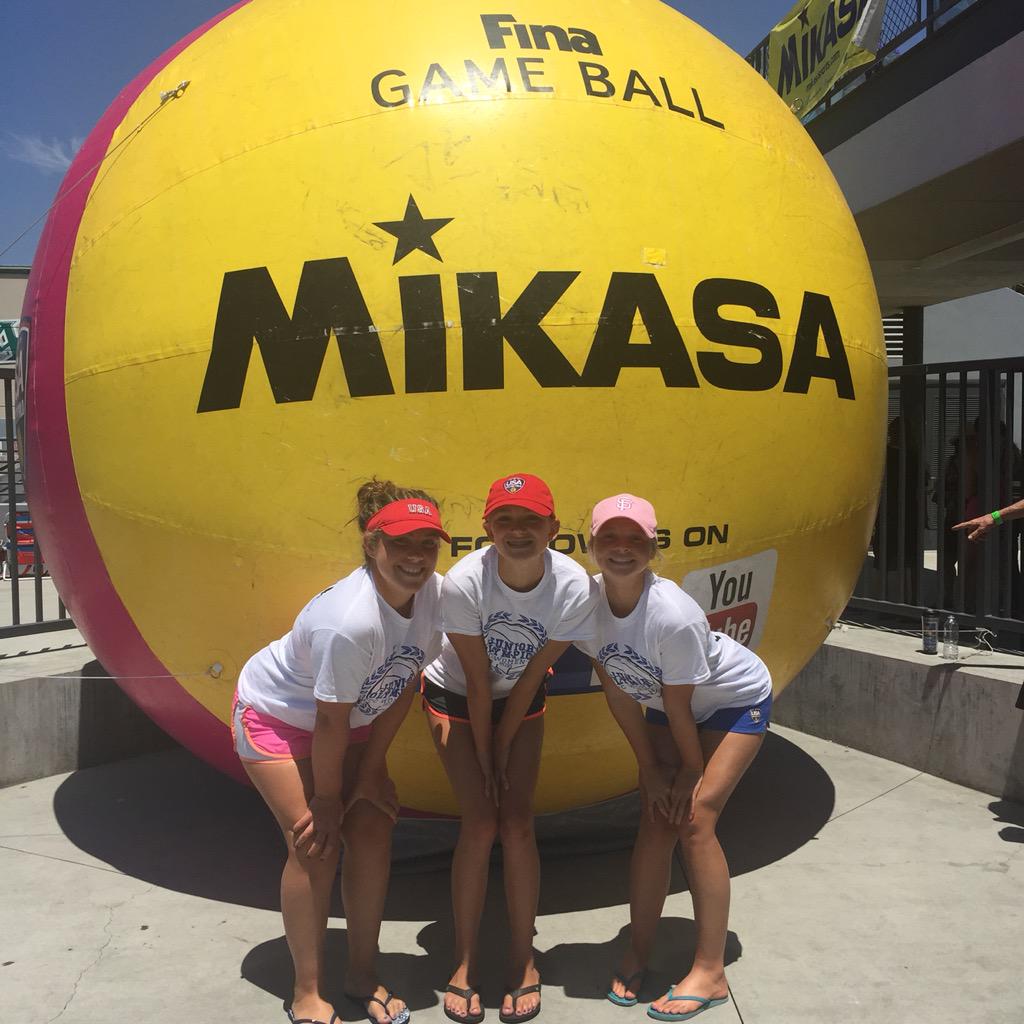 maddieperna's tweet photo. (2)1st in the country💙🏆😈 #dwpc http://t.co/0H15jpWkaO