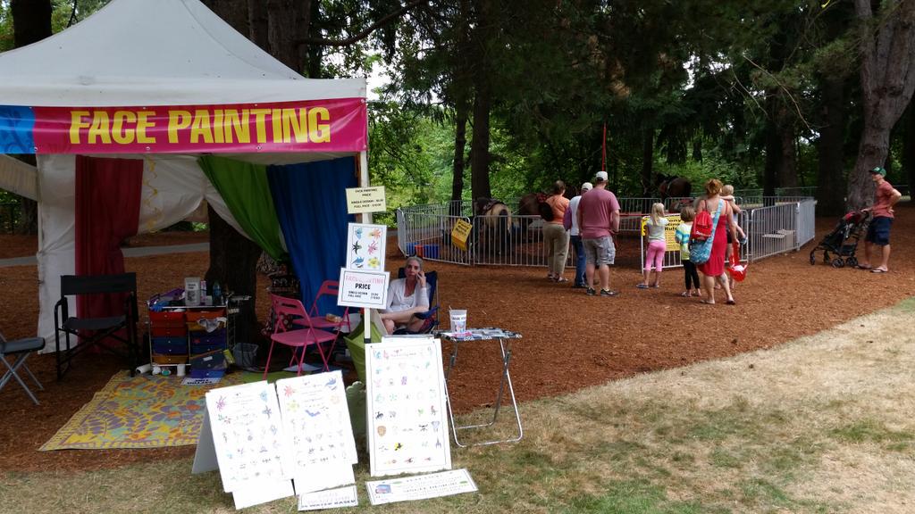 TualCrawfishFes's tweet photo. Our Kid's Zone is in full swing today! http://t.co/pKlu8Yj9RD