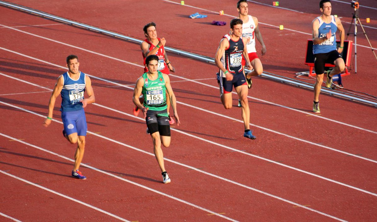 #Castellón2015. <a href="/BrunoHortelano/">Bruno Hortelano</a>  se proclama campeón de España de 200m con 20.85. <a href="/SergioRuiz_89/">Sergio Ruiz Serrano</a> segundo (21.09).