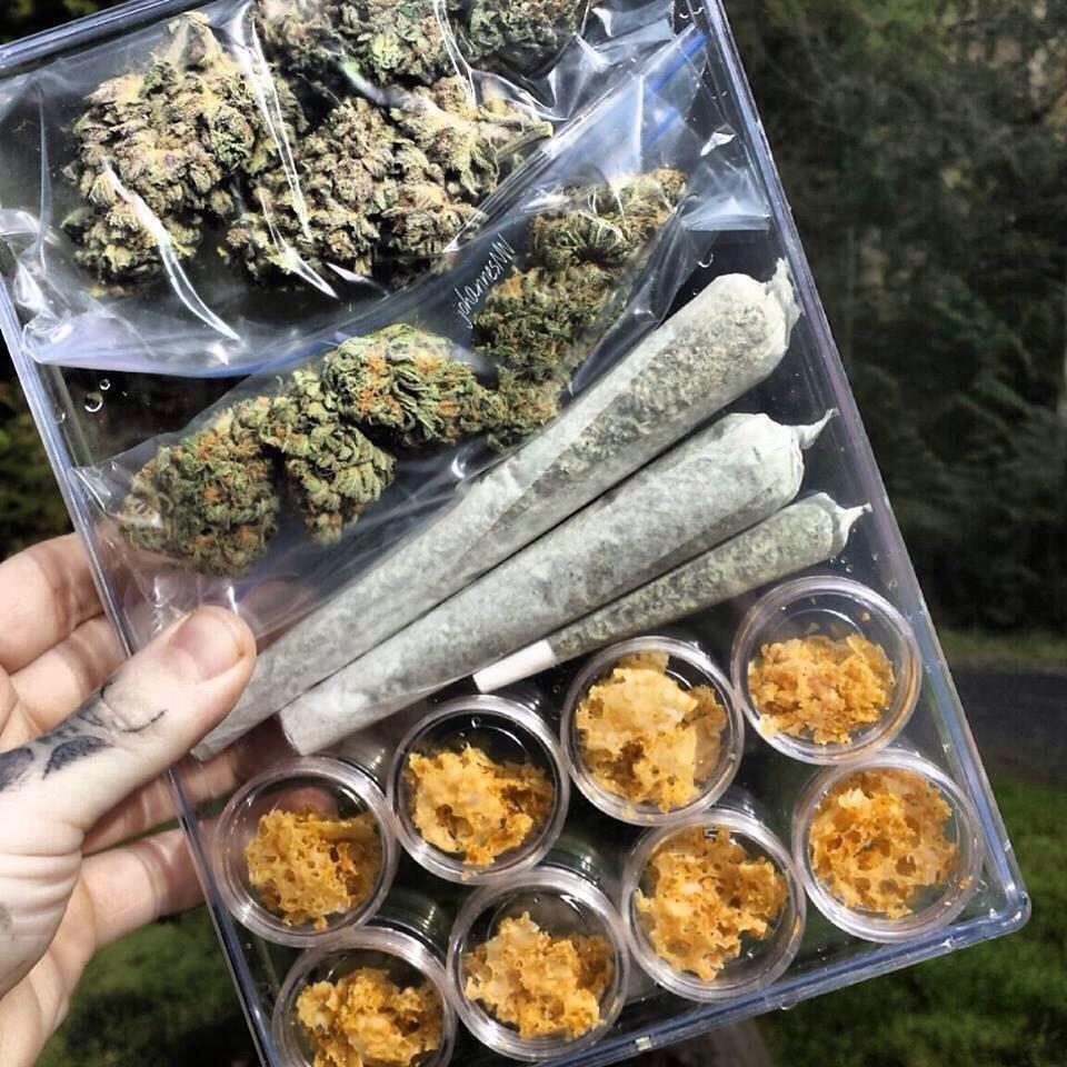 StoneezBrand's tweet photo. Imagine getting this as a gift 😍😍😍 check out our upcoming next season of Snapchat Takeover @ StoneezBrand ! http://t.co/YAMt2pQWhg