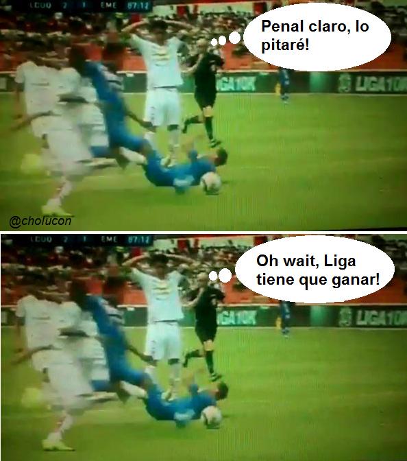 cholucon's tweet photo. Pito a la boca listo para pitar el penal...pero http://t.co/b3hRxMjSX3