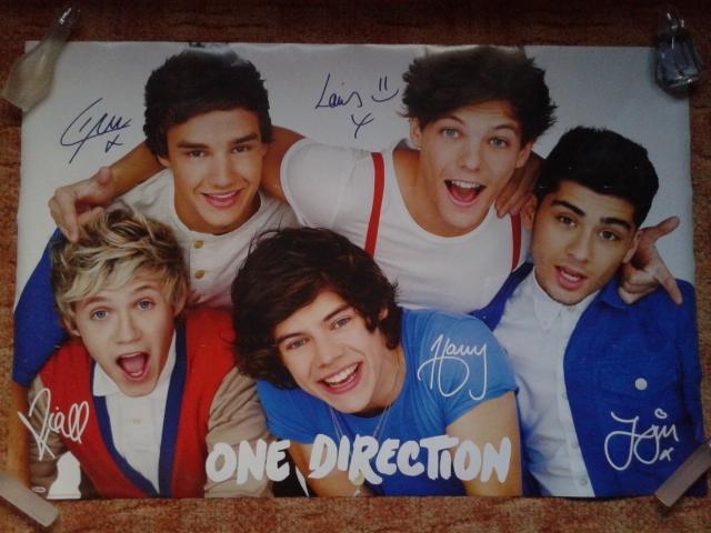 vahukooretort's tweet photo. Egert käis Soomes. Tagasi tulles ütles, et tal kink mulle. #maxhappy #parimvend #wuhuu #1D 😂😍😂 http://t.co/Uqk3hvAOp3