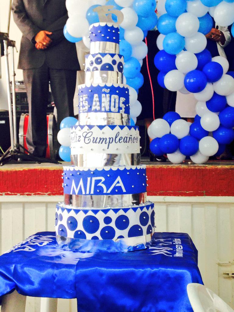 gloria_stella's tweet photo. Gran celebración 15 años de @MovimientoMIRA en compañía de candidatos a la JAL de Localidad de Bosa y @carlos_guevara http://t.co/vgke9P3plV