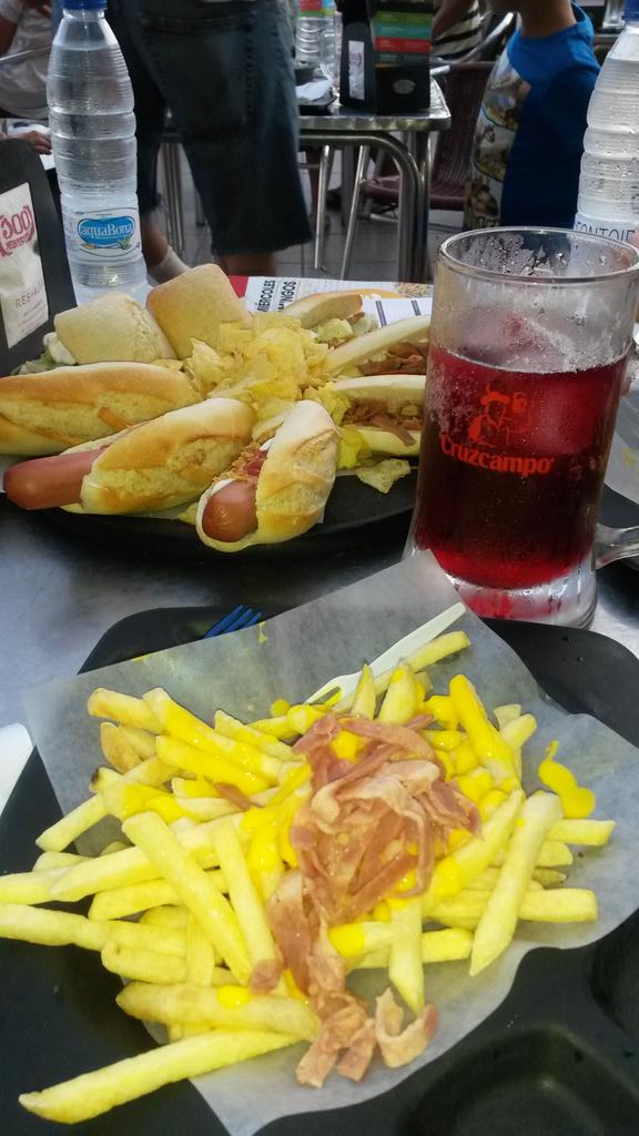mmj0044's tweet image. #Montaditos #Fartera #Kinepolis @javivicastillo9 @InmamnInmamnI
