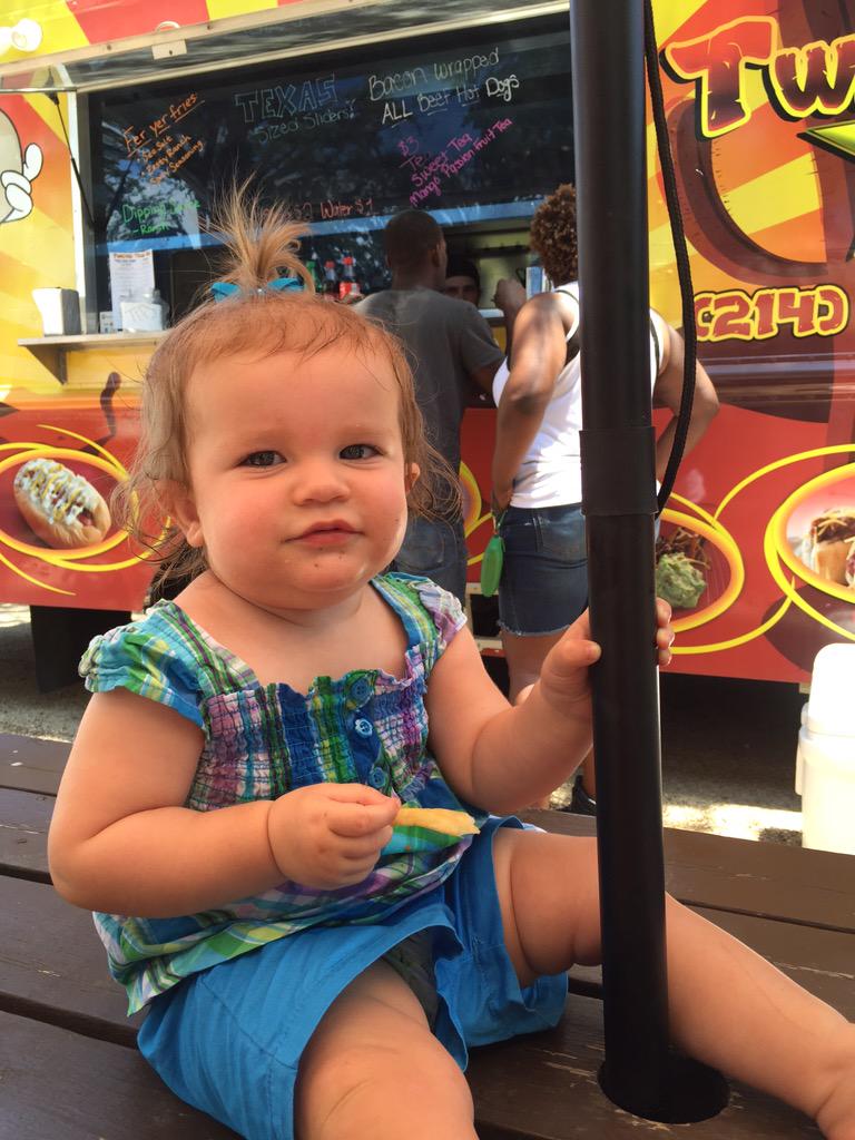 twistedtexan1's tweet photo. Come on out to @FWFoodPark, great food for all ages! #TayD #TaylorTot http://t.co/eRrN12jPXn