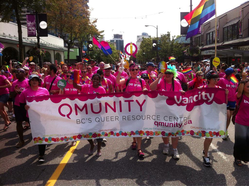 catarinamoreno8's tweet photo. ONG!!! The energy!! #pride @QMUNITY http://t.co/mVFn1puB4E
