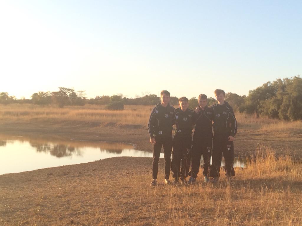 RGSWRugby's tweet photo. Sun setting on the game drive @RhodriWilliam11 @g_manny99 #RGS2015SA http://t.co/q0NtQIcbqi