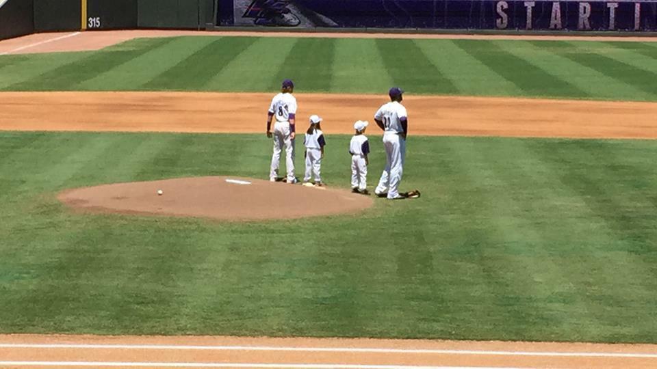 My baby got to take the field with Keon Barnum and meet all of his favorite players <a href="/WSDashBaseball/">Winston-Salem Dash</a>