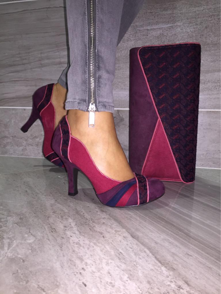 FredFunk08's tweet photo. Wow Ruby shoo !!!!😍 http://t.co/3ZUM1Mnyq4