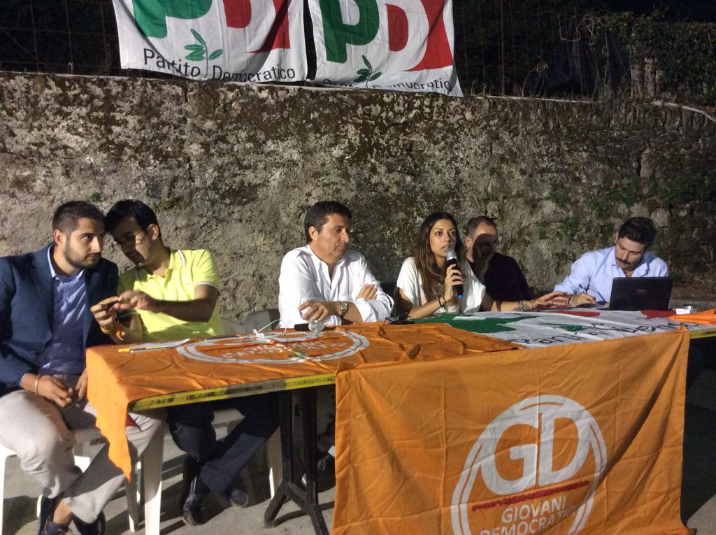 gdmassacarrara's tweet photo. È iniziato il nostro dibattito, LEGALITÀ E GIUSTIZIA: LE SFIDE DEL PD, @ Festa de L'Unità di Montignoso. @gdnazionale http://t.co/rjenbJMx2Z