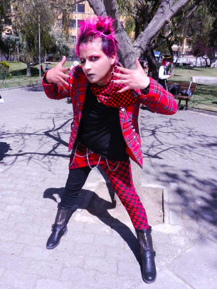 Old_Yakuza's tweet photo. #Visualkei style #Yakuza #vcrows http://t.co/tPKKkTmOBR