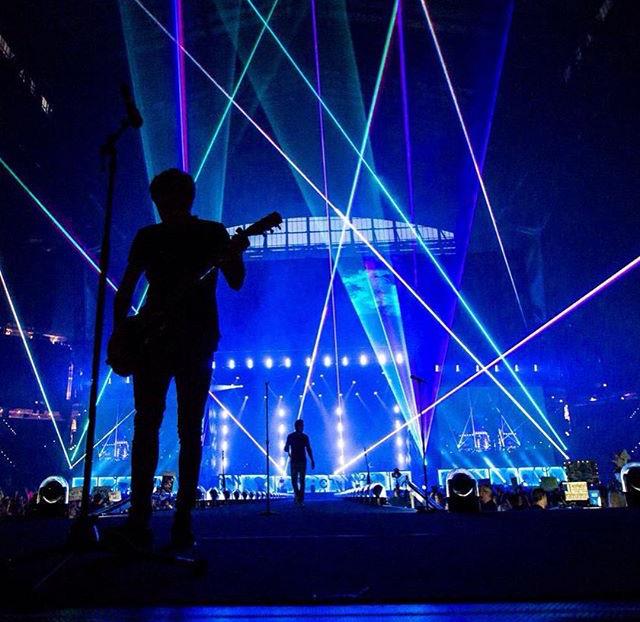 njhmyworld's tweet image. quand je vous dis que les concerts des boys c&apos;est de l&apos;art