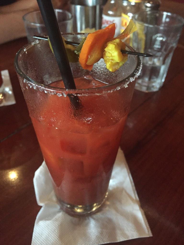 24hrBENDer's tweet photo. That 30-hour bender is still going strong! When's the next one?! #run2party http://t.co/pygM2o57fy
