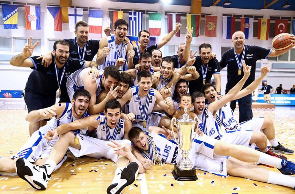 ReloadGreece's tweet photo. Congrats Guys!You made us really proud!! Πρωταθλήτρια Ευρώπης η Εθνική Εφήβων!Συγχαρητήρια!! 
#Greece #fibau18europe http://t.co/fXNwaD8JNz