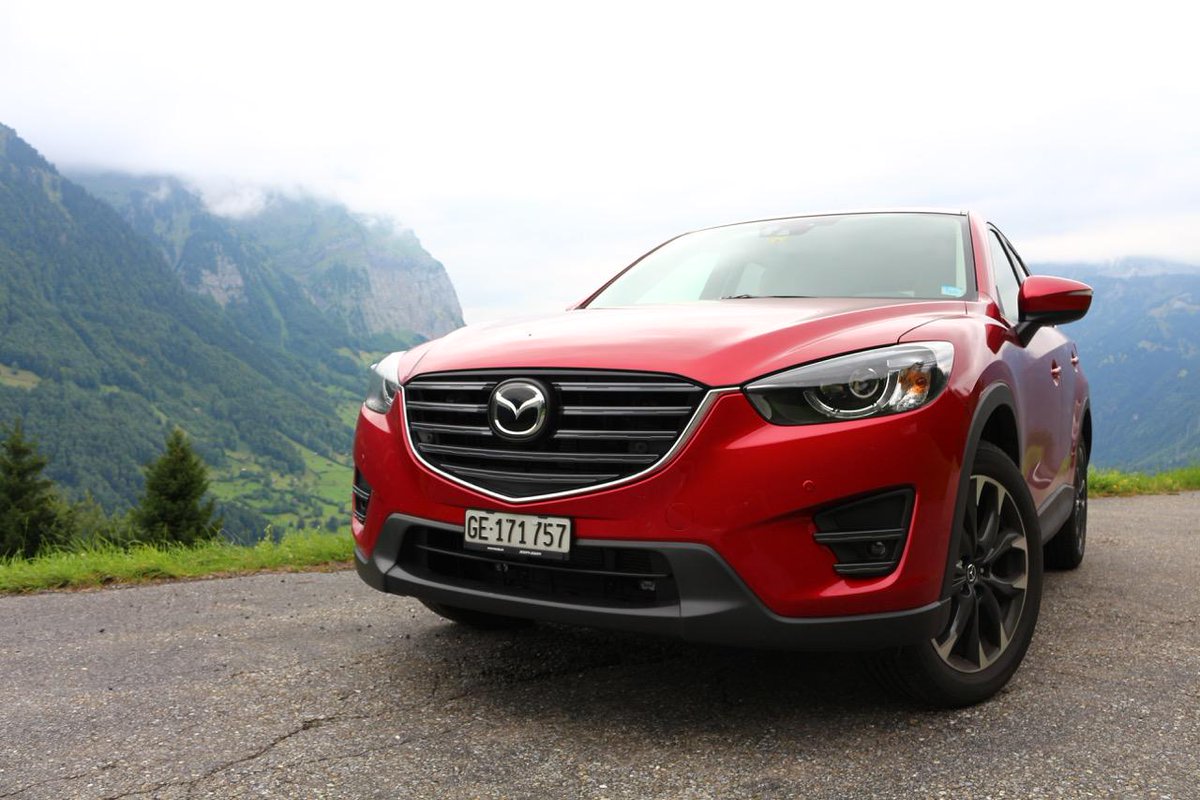 koray_zero's tweet photo. Das wohl beste, japanische Kompakt-SUV: Der #Mazda CX-5.
http://t.co/ksZAp5aqgE http://t.co/bNQbxJbTnS