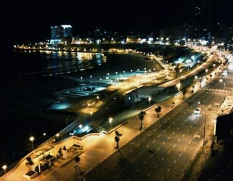 MarDelPlataARG's tweet photo. No me digan que los domingos por la noche son depre.
#Noche de #Domingo en #MarDelPlata 
#Belleza #Única http://t.co/9GmAZvFbJF