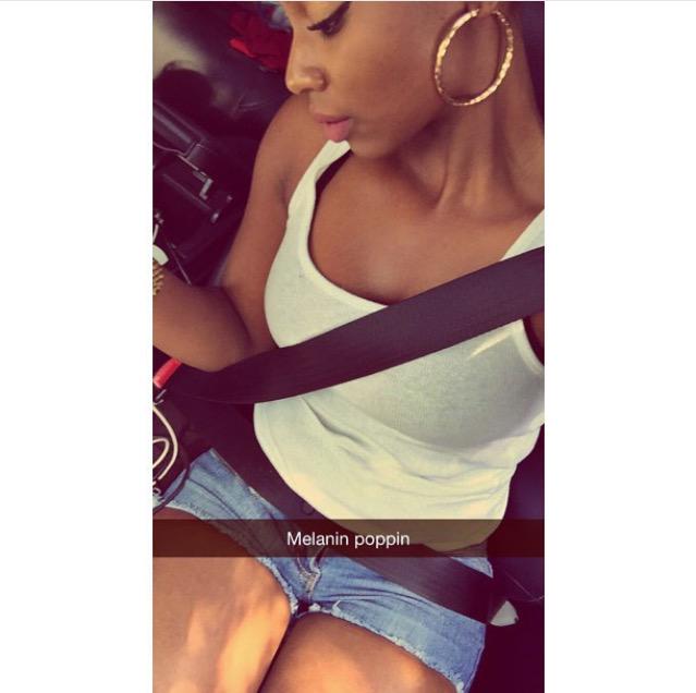 shaNICEjAss's tweet photo. hayyyy yaaalll! 😎😎#teamlesbian http://t.co/i2r9G2vt0w