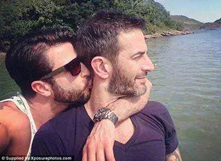 كم هي الصوووره تعثر علي اتمنى انسان صادق نعيش انا وياه حي الحظه بس كلهم خرط