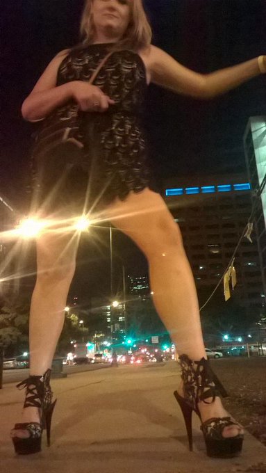 Had way too much fun in Denver Friday night!!! I love this city http://t.co/oOXsYs172Y<a href="/tag/camgirl"class="tags"><span>#camgirl</span></a><a href="/tag/manyvids"class="tags"><span>#manyvids</span></a>