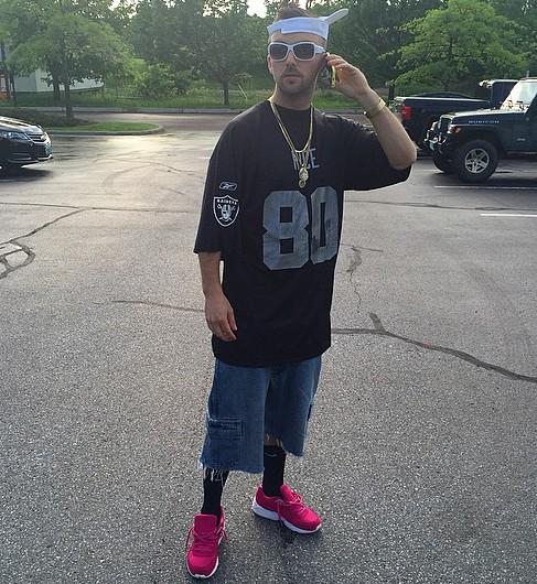 ig33plus36's tweet image. When your black friend calls you "my nigga"