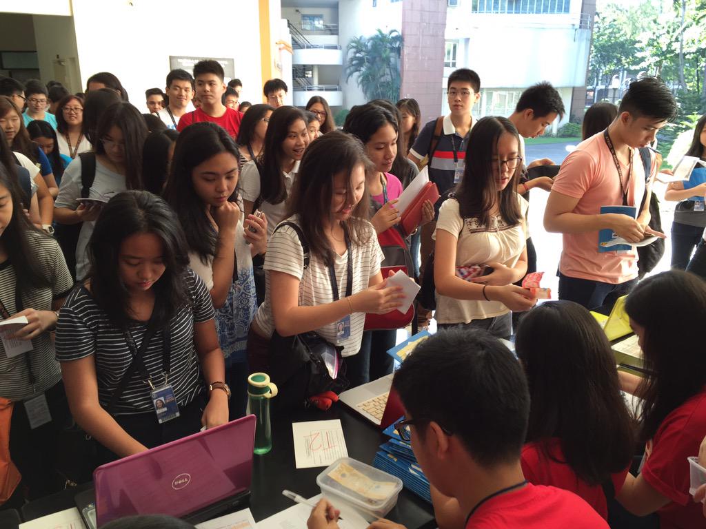 stepsfifteen's tweet photo. Good morning freshmen and shift-ins!! #STEPS2015 registration is now open! http://t.co/Ph9vfgc6Lh