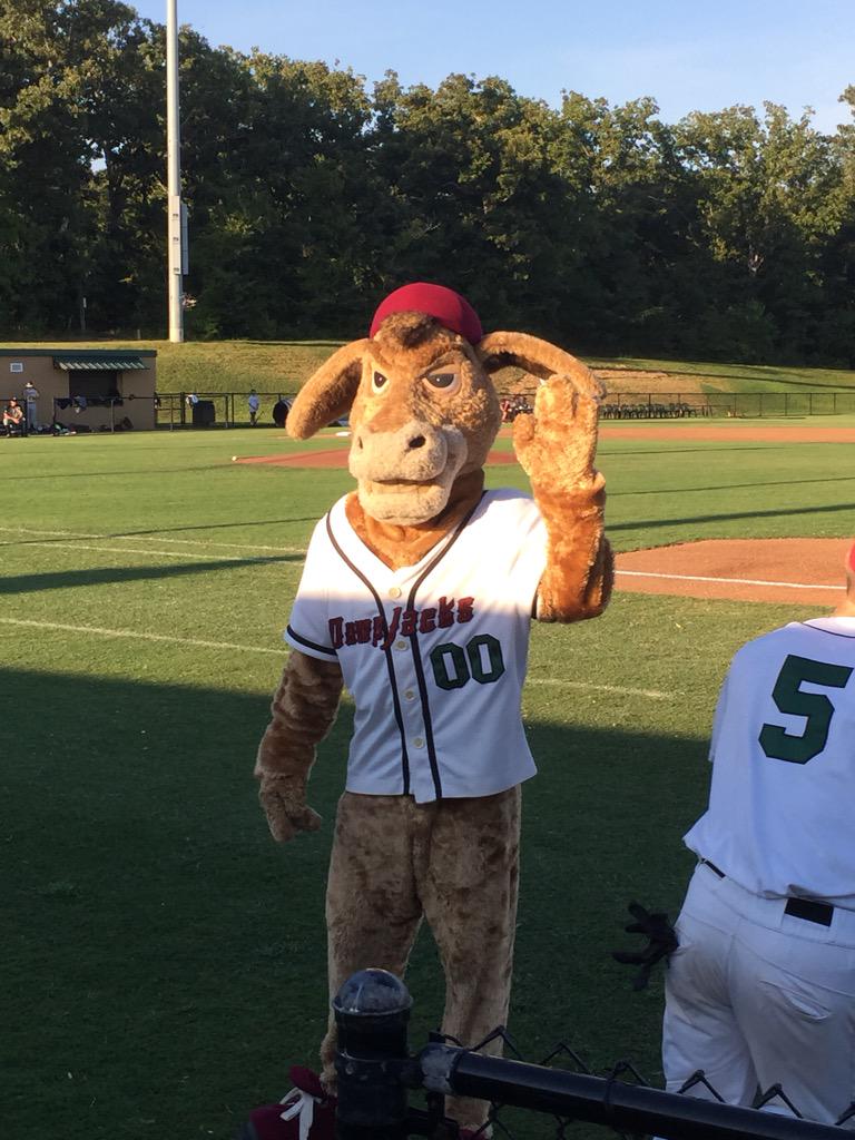 Pump Jacks Baseball on Twitter to Social Media Night with the