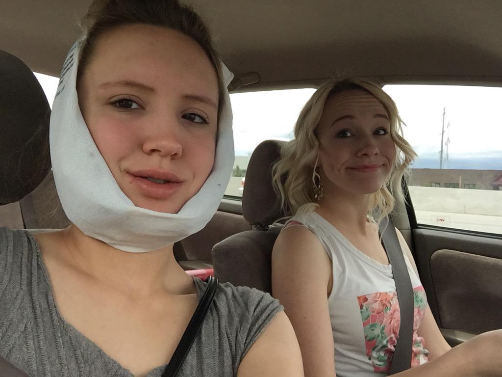 megan_atkisson's tweet photo. Especially missing my best friend on national sister day! http://t.co/5sTTCyKAKm