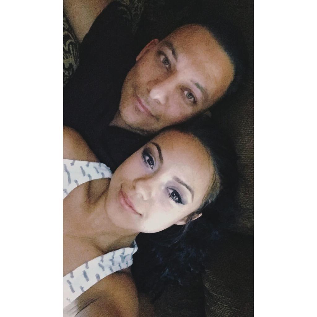 RadioSuzette's tweet photo. 4 years without seeing my brother! I've been waiting for this weekend💞 #backfromItaly #missedhim #family http://t.co/JmBb1HO9TL
