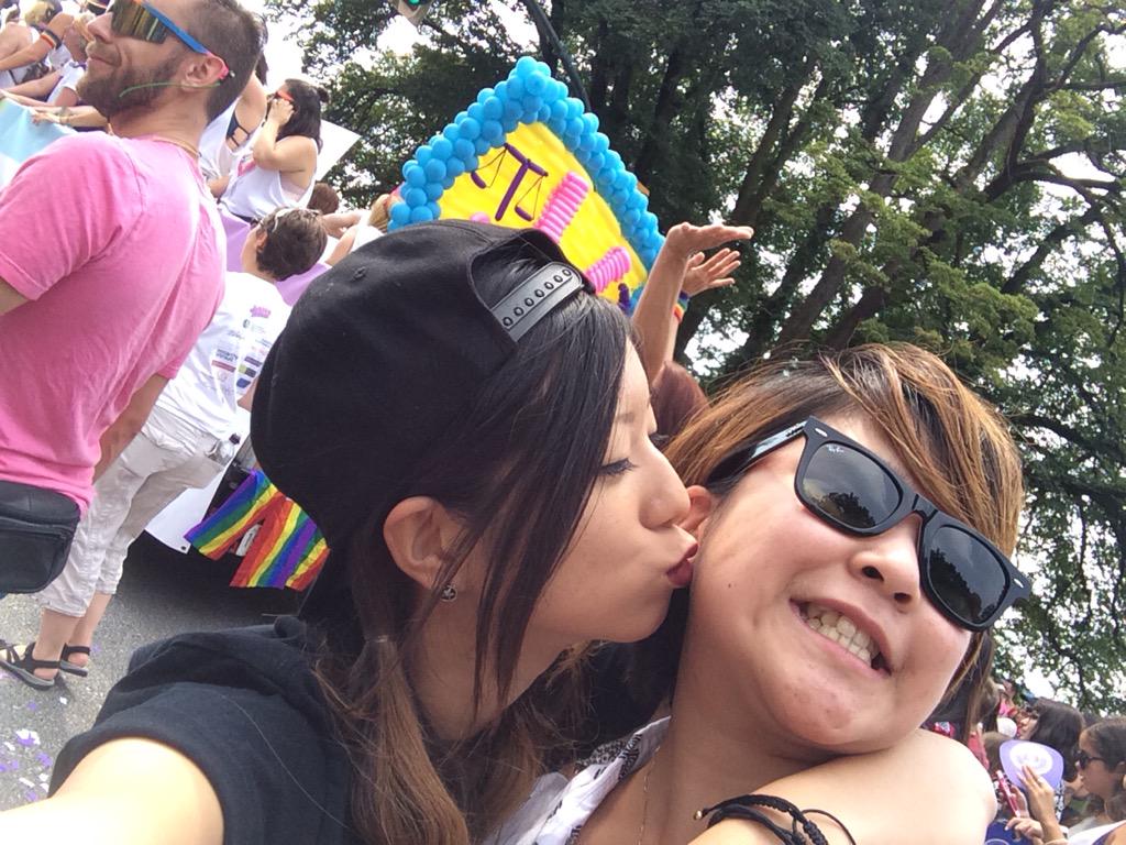 mcmcmegie's tweet photo. 💙💛 #happypride #vancouver #pride2015 #prideparade #hivanonymous 💜💚 http://t.co/4TeBCKCv06