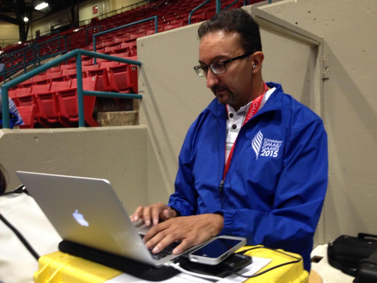 MUSANIPHOTO's tweet photo. #workbowords #caig2015 Ashif Jivraj is what makes all amazing videos @CAIG2015 @caigprairies @CAIGBC @CAIGEdmonton http://t.co/9z0mMcrsaf