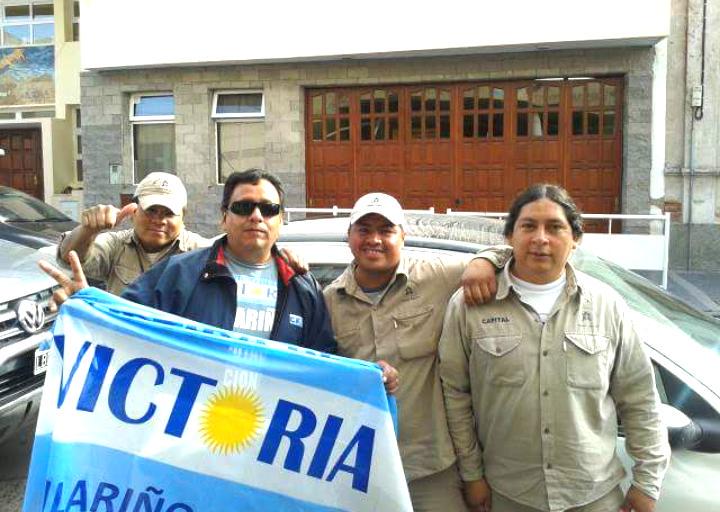 ManuelNHussein's tweet photo. Te saludamos los negritos de la Tupac Jujuy y del @PVictoriaSalta, Macri ....el 9 de agosto la tienes adentro !!! http://t.co/HVC7JwM9x9