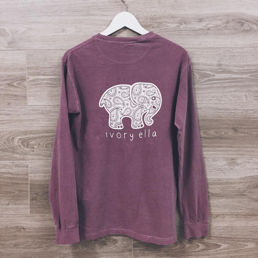 Giving away 5 Pocketed Berry Paisley Print Shirts TONIGHT @ 11pm EST! ☺️🌸✌️

MUST retweet & be following to win! 🐘💫