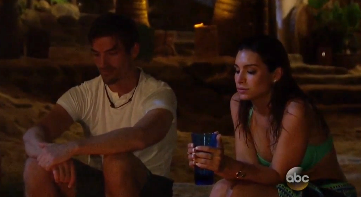 BIP2 - Bachelor In Paradise - Season 2 - Episode Discussions - *Sleuthing - Spoilers* - Page 28 CLcjbSDWUAAhX4n