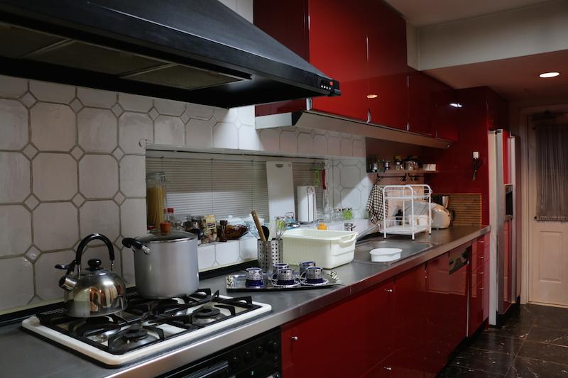 Iplan あいぷら 駒沢スタジオ 暖炉 シャンデリア 吹き抜けの玄関ホールなどが人気の洋館スタジオ 他にも赤を基調とした キッチン ベッドルームなども人気 9月開催は5 土 19 土 日 の3days Http T Co Mcbbiad0cq Http T Co Ptq1rvjehh