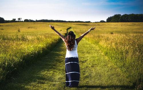 marcandangel's tweet photo. 12 Little Known Laws of Gratitude (That Will Change your Life) http://t.co/9cLWFbFK57 http://t.co/8nYNOiBJpa